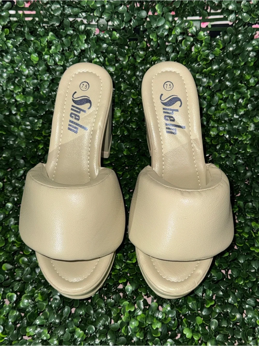 SHEIN Light olive green 7.5 Padded Platform Slide Heels